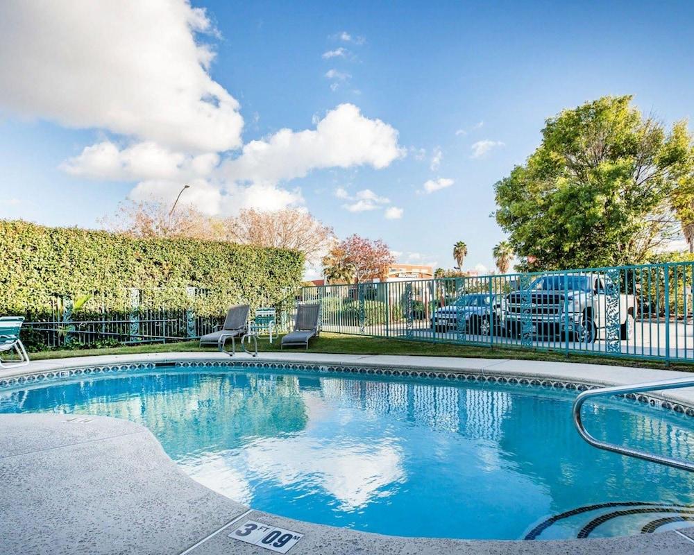 Quality Inn Tracy I-205 Εξωτερικό φωτογραφία