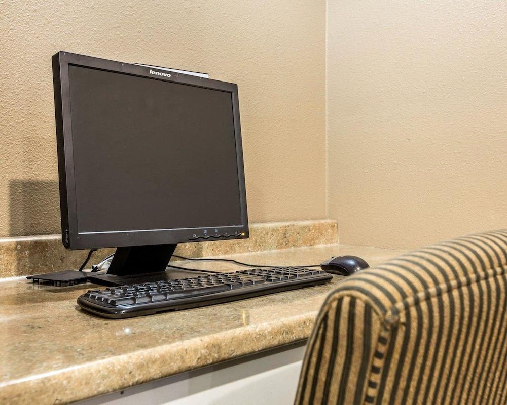 Quality Inn Tracy I-205 Εξωτερικό φωτογραφία