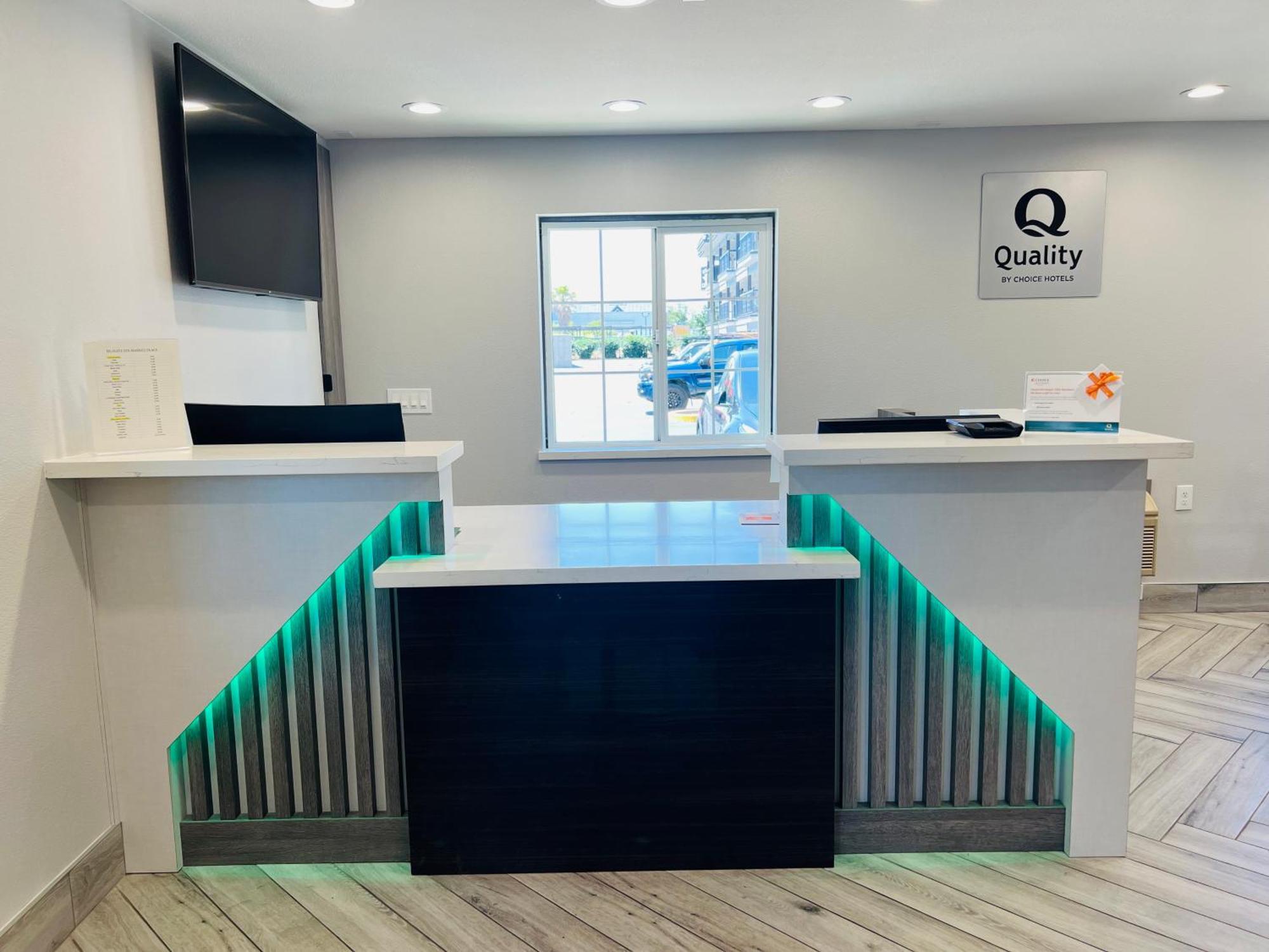 Quality Inn Tracy I-205 Εξωτερικό φωτογραφία
