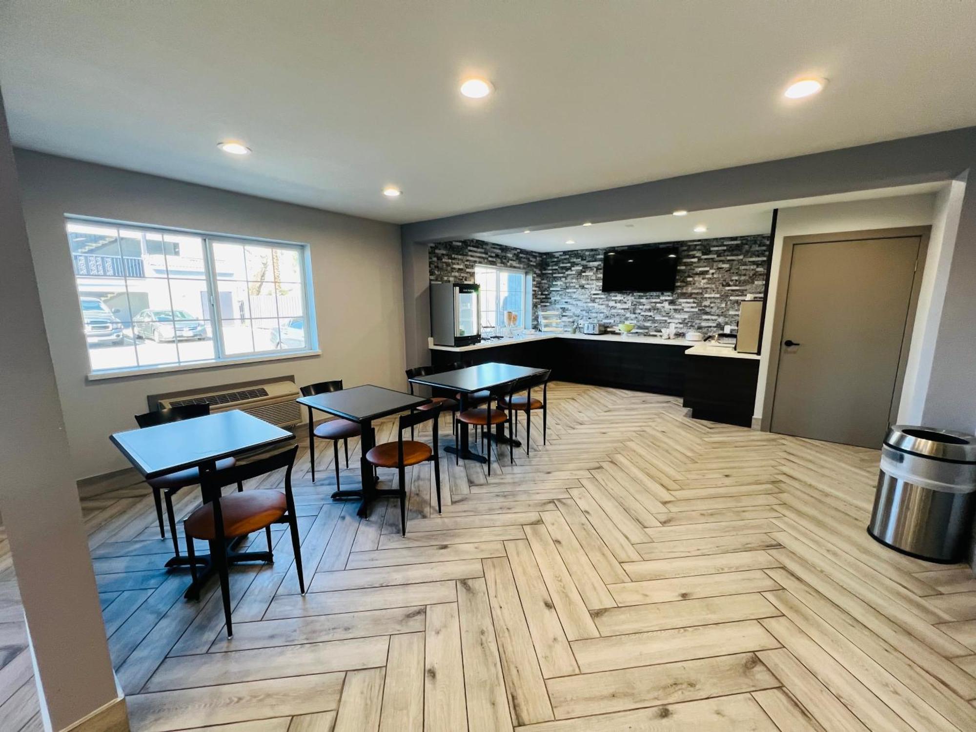 Quality Inn Tracy I-205 Εξωτερικό φωτογραφία