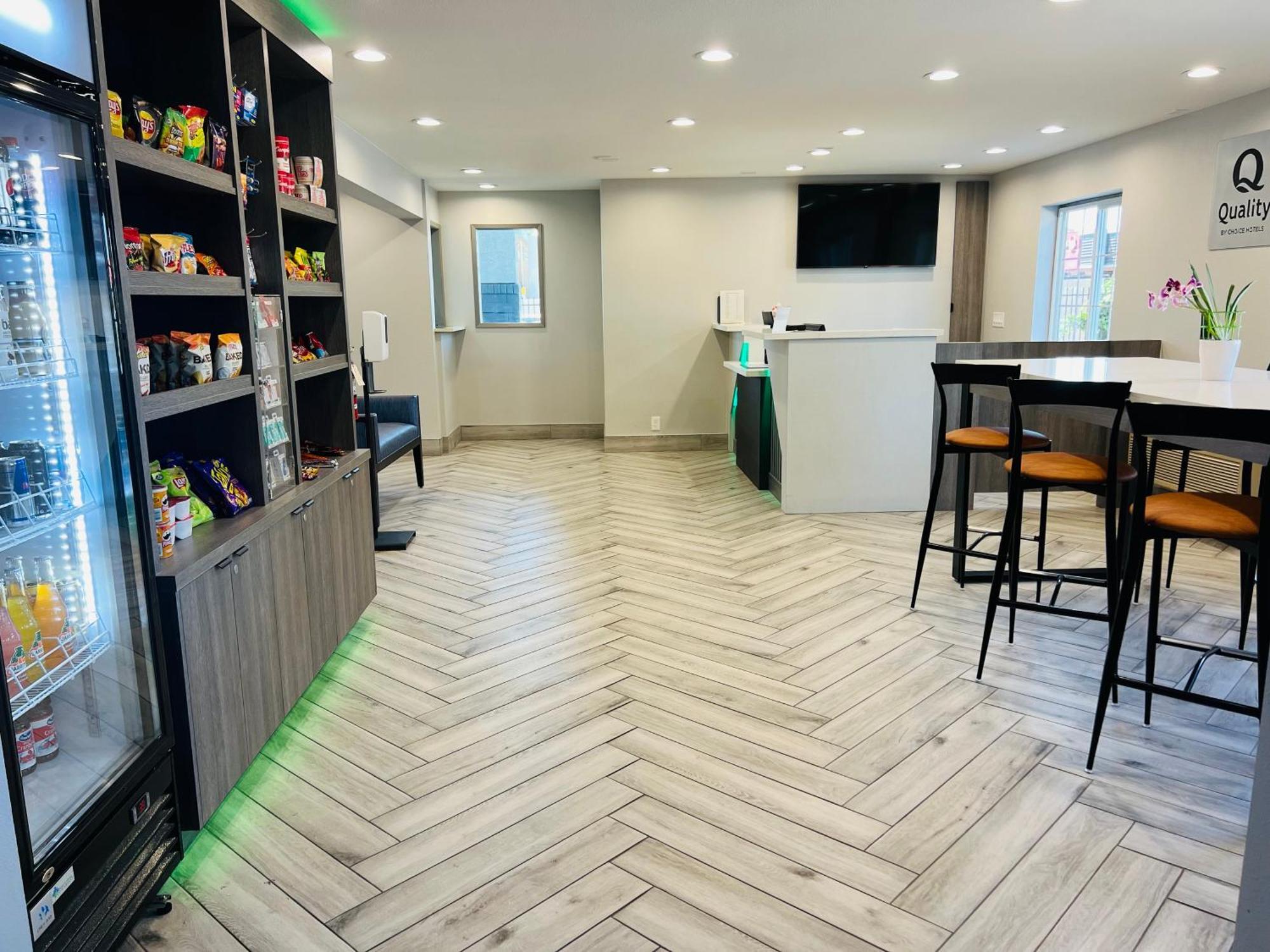 Quality Inn Tracy I-205 Εξωτερικό φωτογραφία