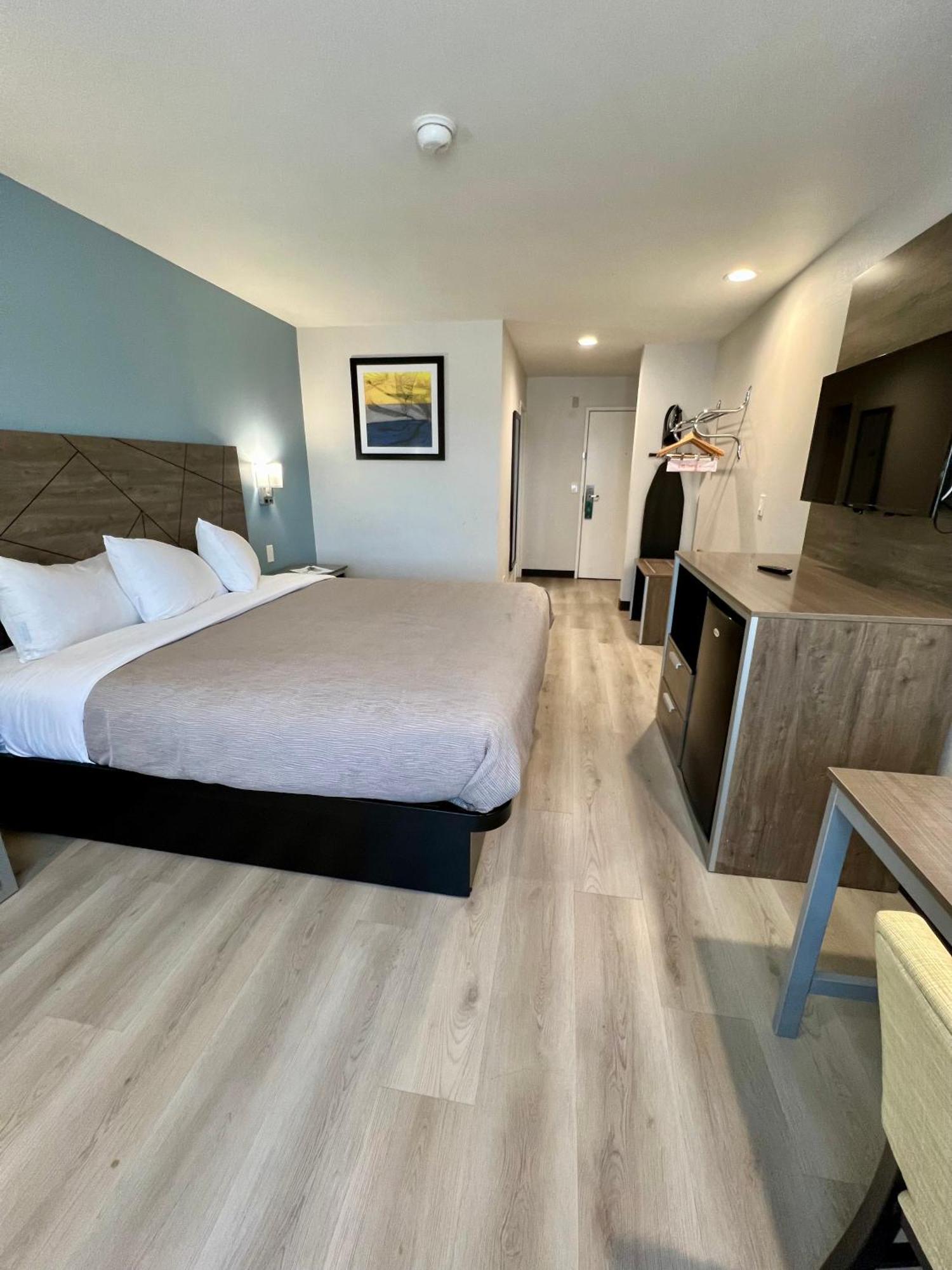 Quality Inn Tracy I-205 Εξωτερικό φωτογραφία