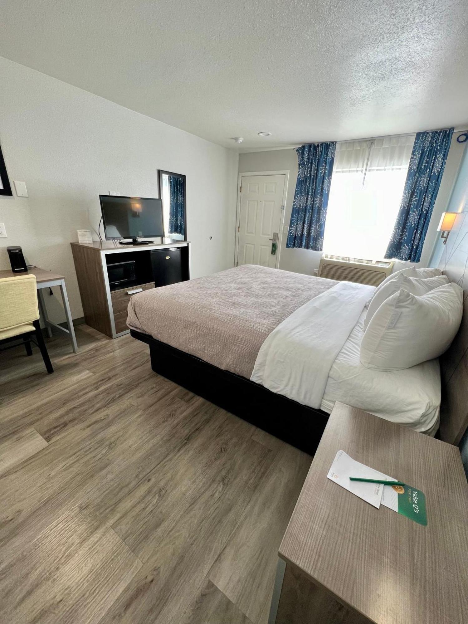 Quality Inn Tracy I-205 Εξωτερικό φωτογραφία