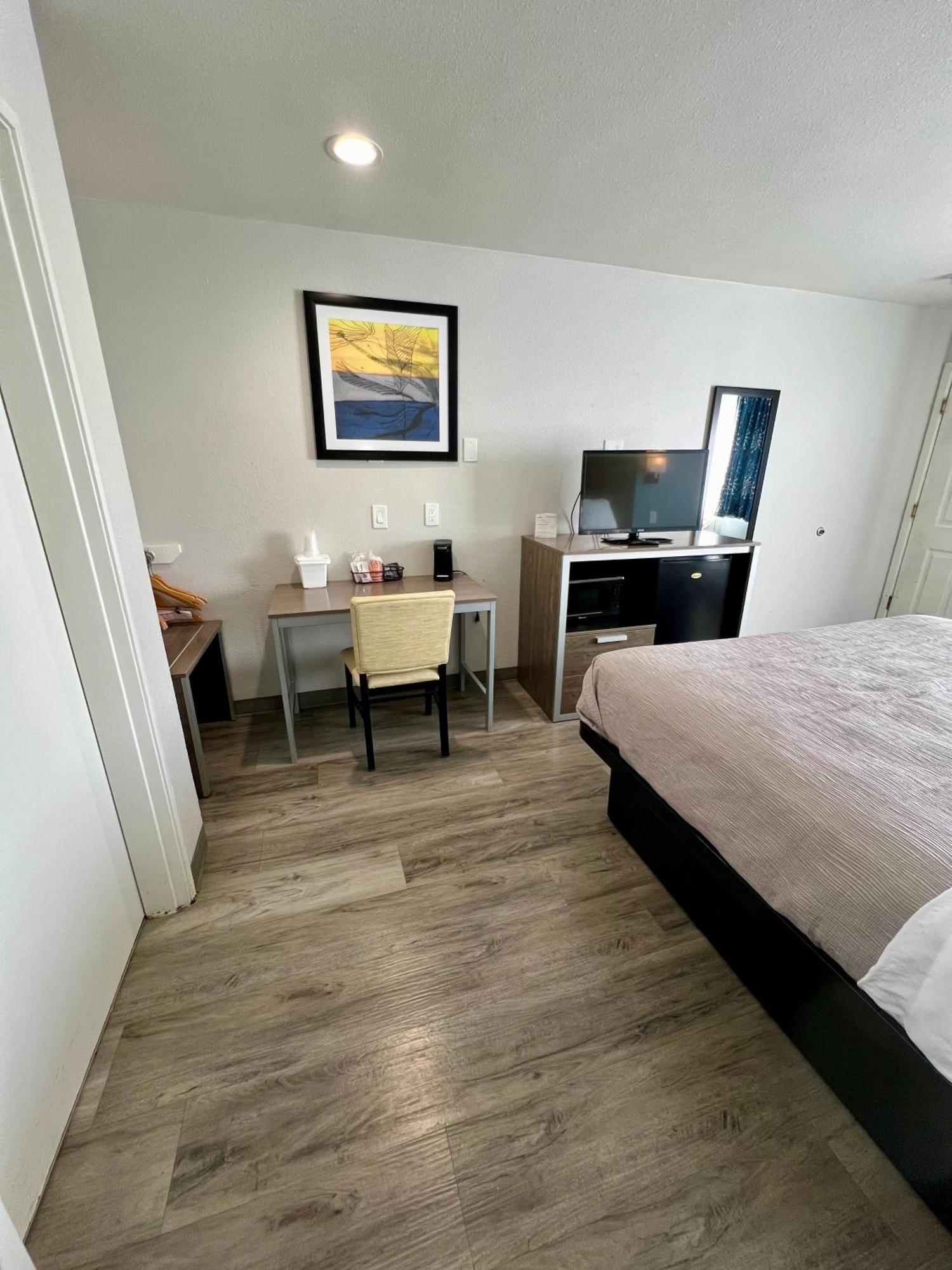 Quality Inn Tracy I-205 Εξωτερικό φωτογραφία