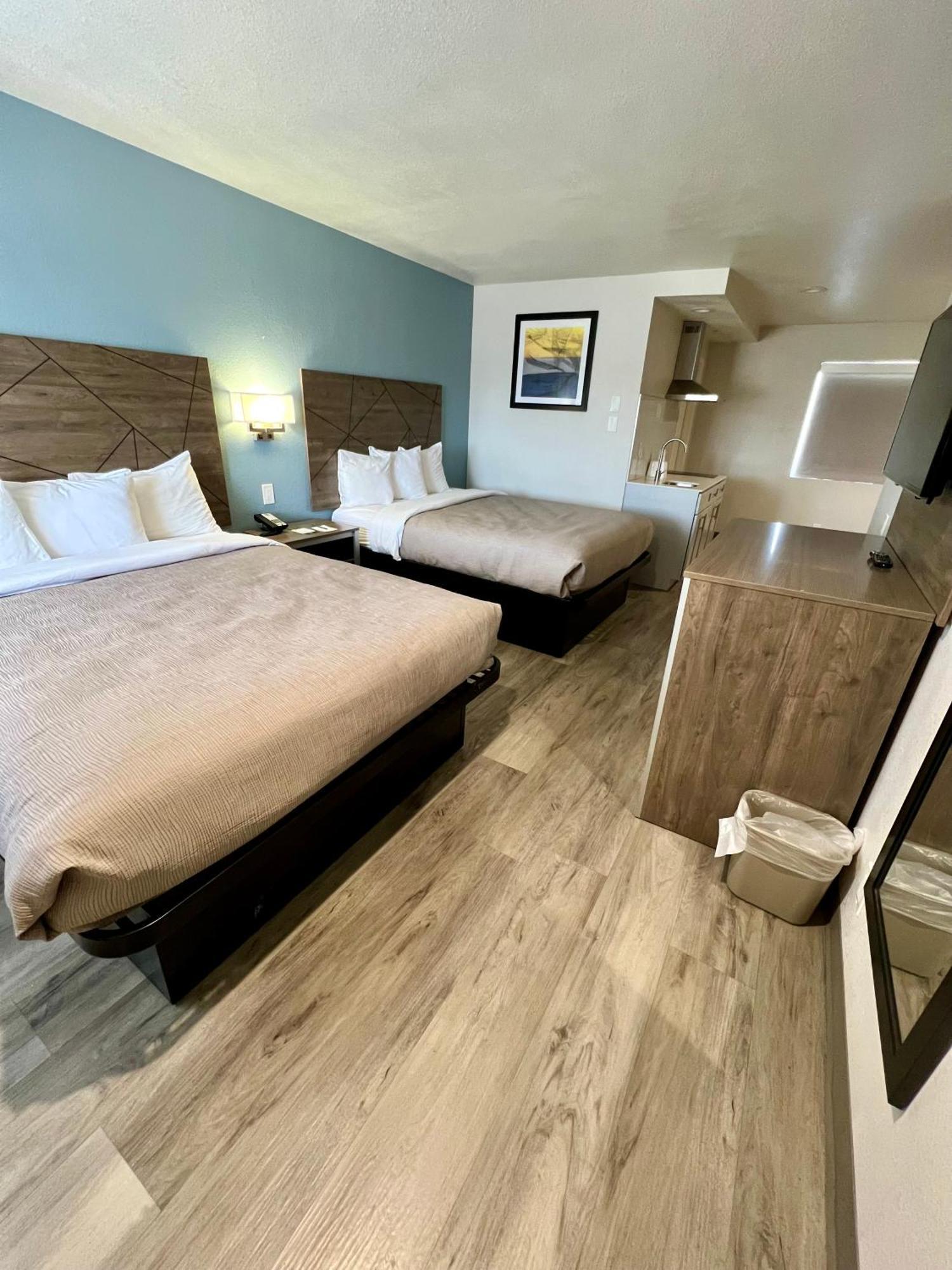 Quality Inn Tracy I-205 Εξωτερικό φωτογραφία