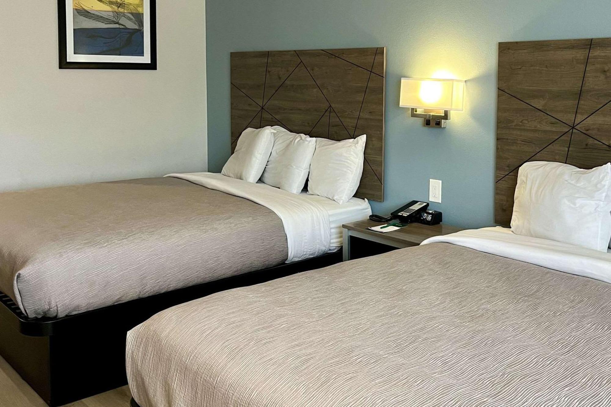 Quality Inn Tracy I-205 Εξωτερικό φωτογραφία